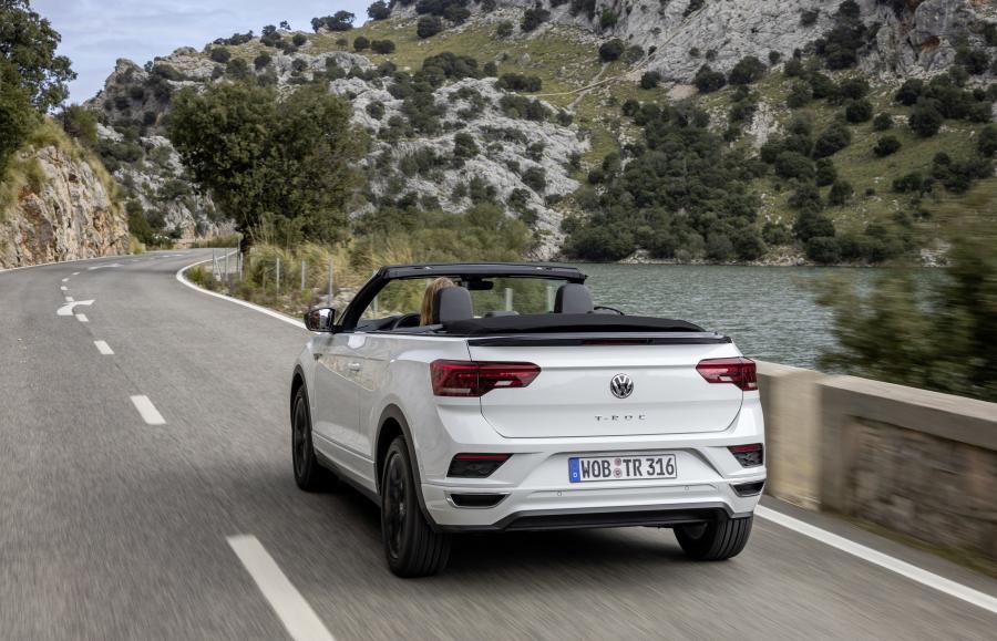  Volkswagen T-Roc Cabriolet R-Line 2019 года  (WW) (фото 52 из 137)